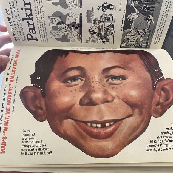 A Golden Trashery of Mad Sid Ceasar Hardcover Mad Magazine 1960 Vintage *READ* - Picture 5 of 9
